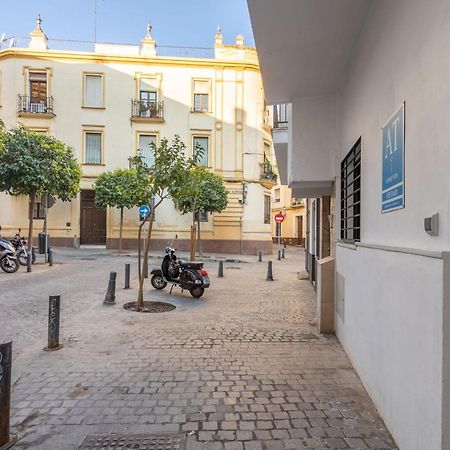 Nine O'Clock Castellar By Valcambre Apartment Seville Ngoại thất bức ảnh