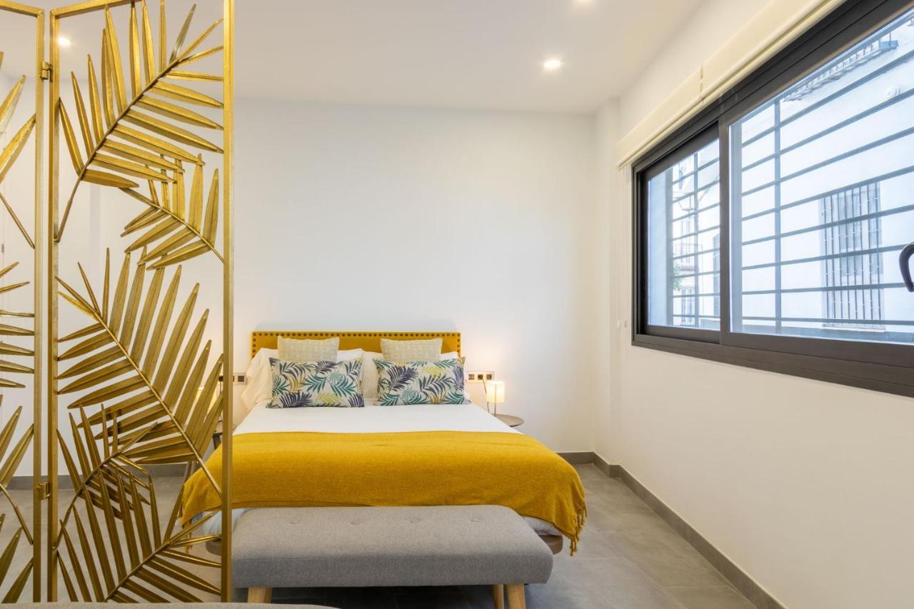 Nine O'Clock Castellar By Valcambre Apartment Seville Ngoại thất bức ảnh