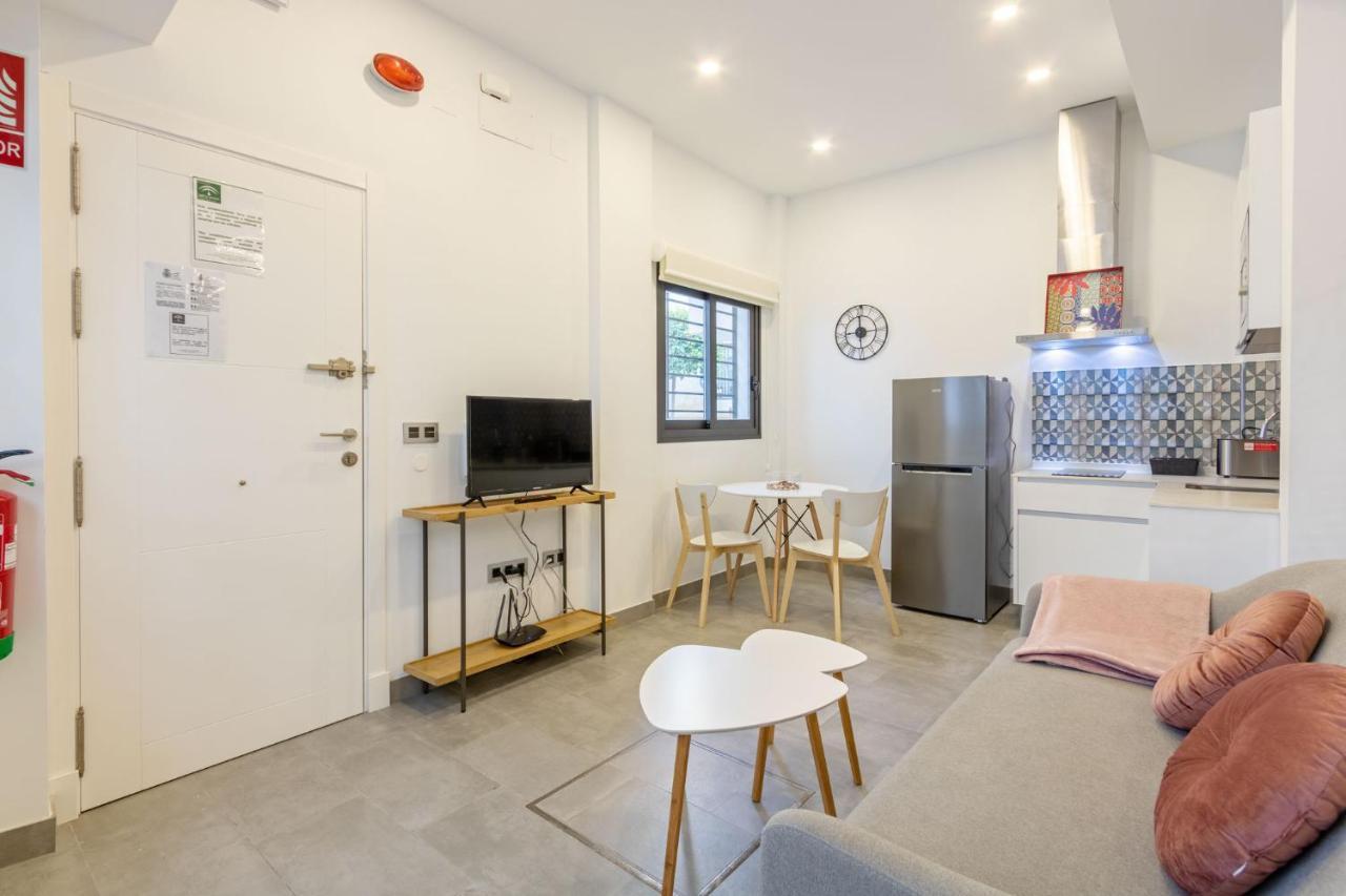 Nine O'Clock Castellar By Valcambre Apartment Seville Ngoại thất bức ảnh